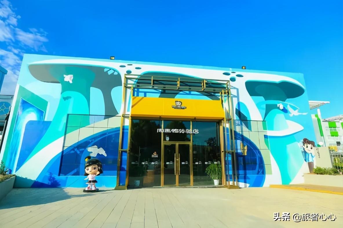 武汉迪士尼现场,武汉周黑鸭实拍