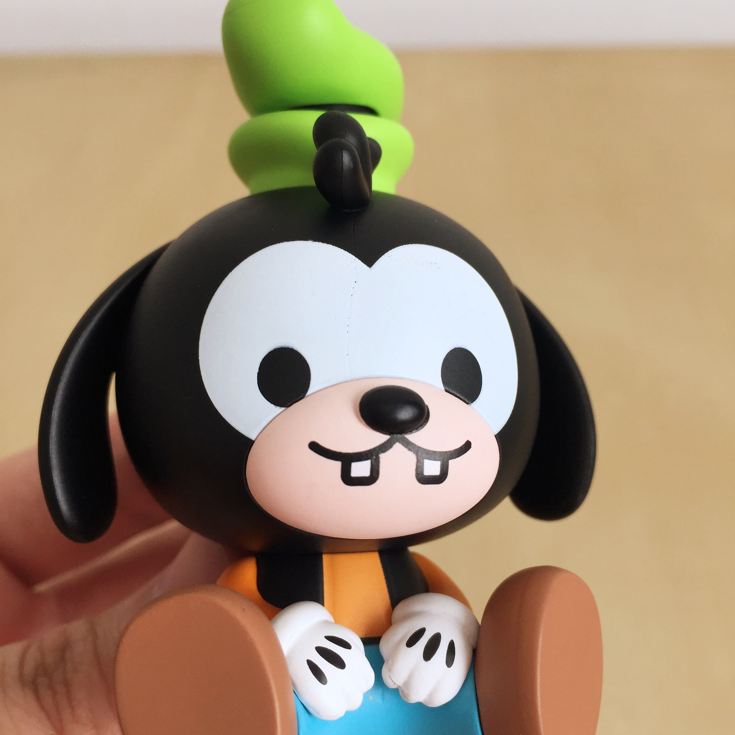 迪士尼米奇爬墙玩具盲盒,迪士尼米奇有趣的玩具