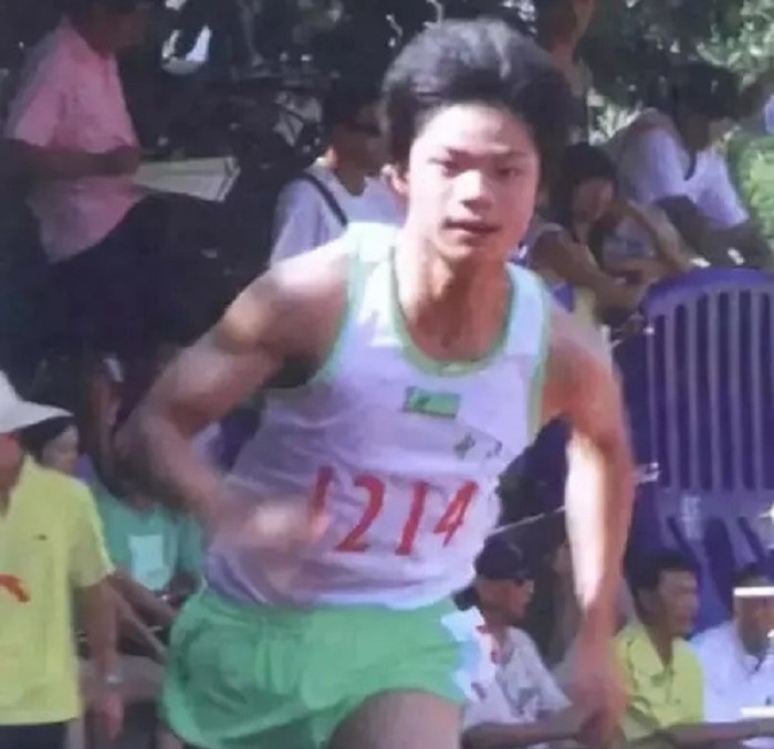 苏炳添100米决赛9秒98获第六名,6秒42苏炳添为中国短跑创造历史