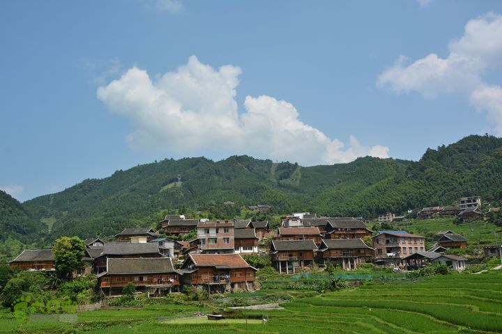 柳州融水苗寨风情,柳州市融水苗族自治县最大的苗寨