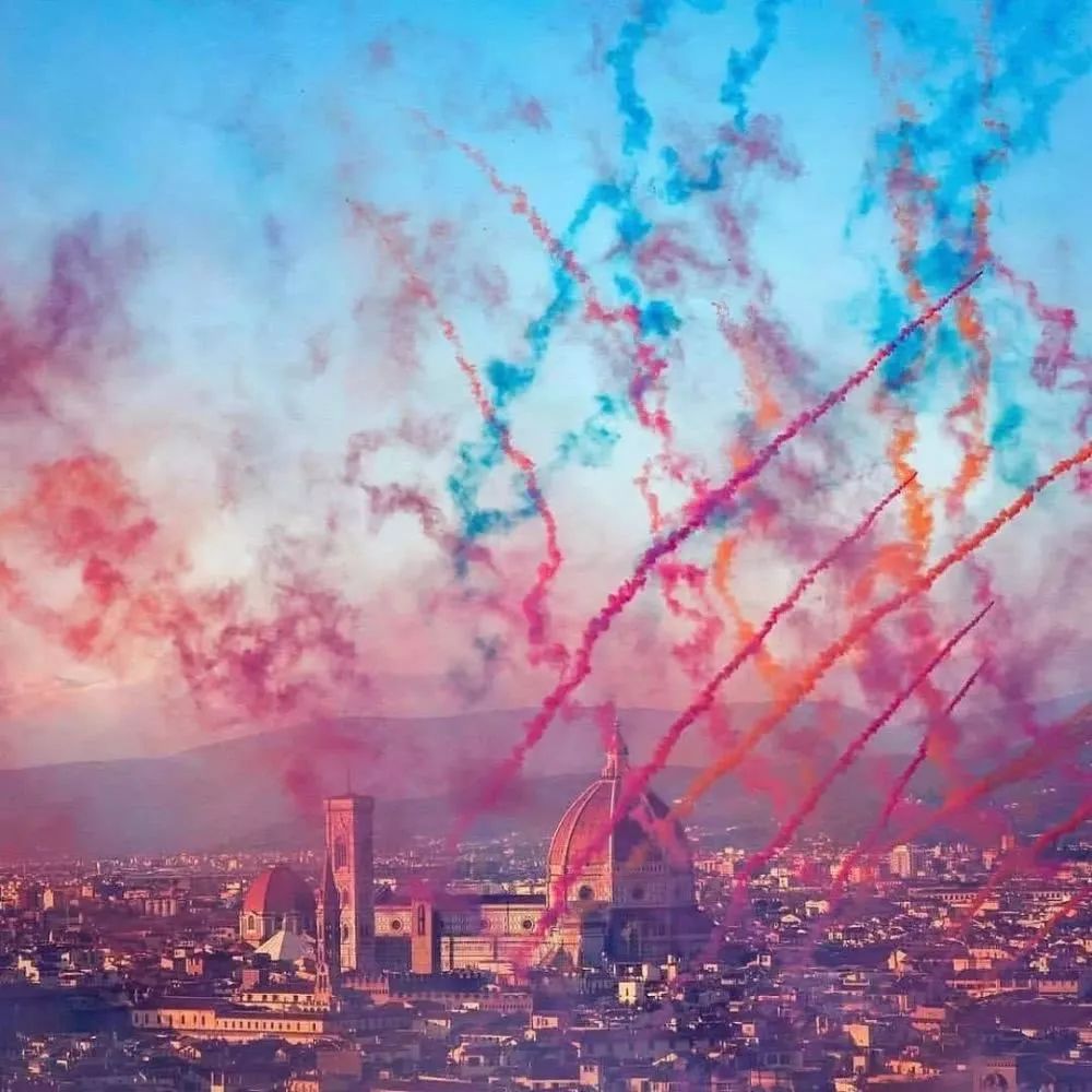 最会玩火的男人!他炸遍全世界却换来全网膜拜:美到窒息的神作