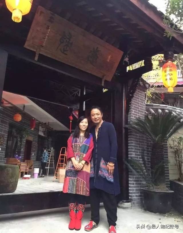 6年前辞职看世界女老师现状,六年前辞职看世界的女教师