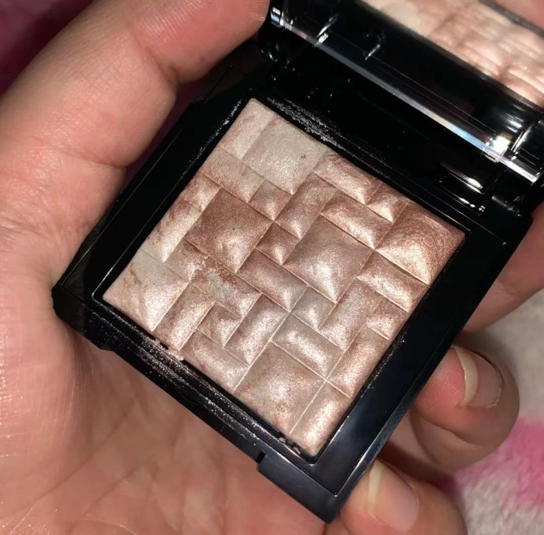 五花肉高光芭比波朗怎么用,芭比布朗五花肉高光水光感十足