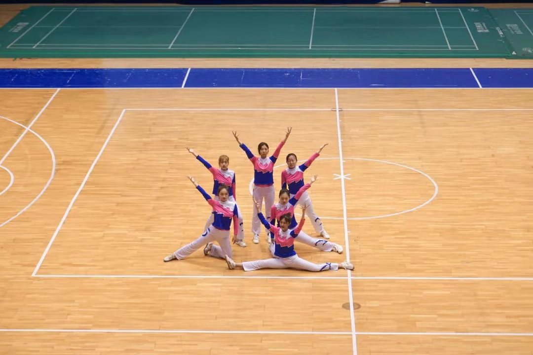 五月动起来图片,五月动起来舞蹈视频