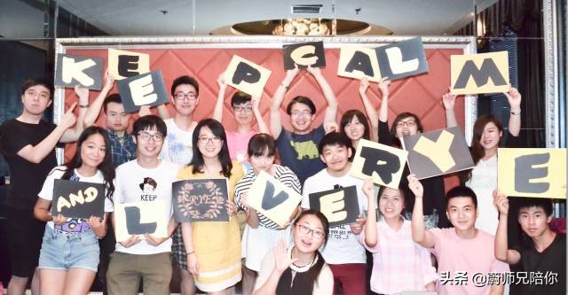 杩欐墠鏄垜浠溂涓殑澶у,杩欐墠鏄ぇ瀛﹁鏈夌殑鏍峰瓙澶嶆棪澶у