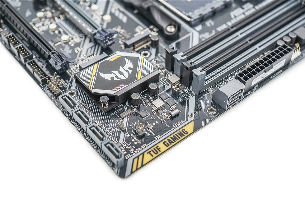 科技以灯为本,3600X+B450+BMR-24水冷+大水牛铁血战士机箱装机秀