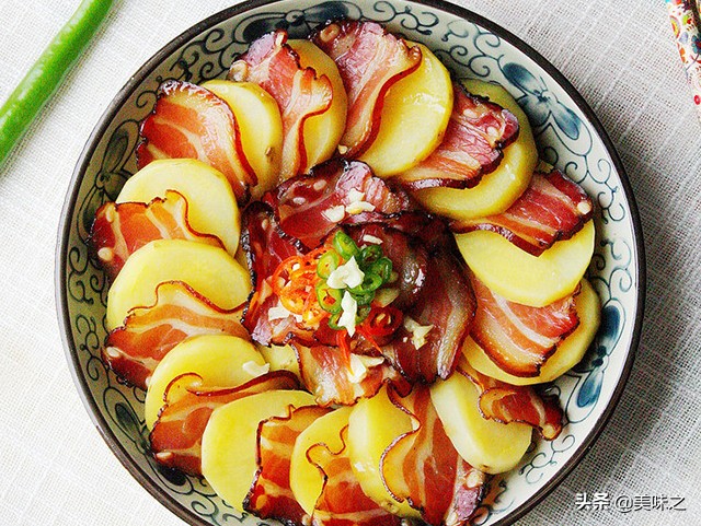 腊肉炒菜简单做法,腊肉炒菜的正宗做法