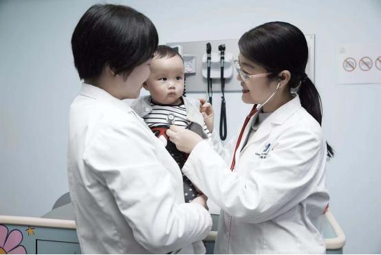 北京和睦家医院资深NICU团队提供一对一护理减少临床问题及后遗症