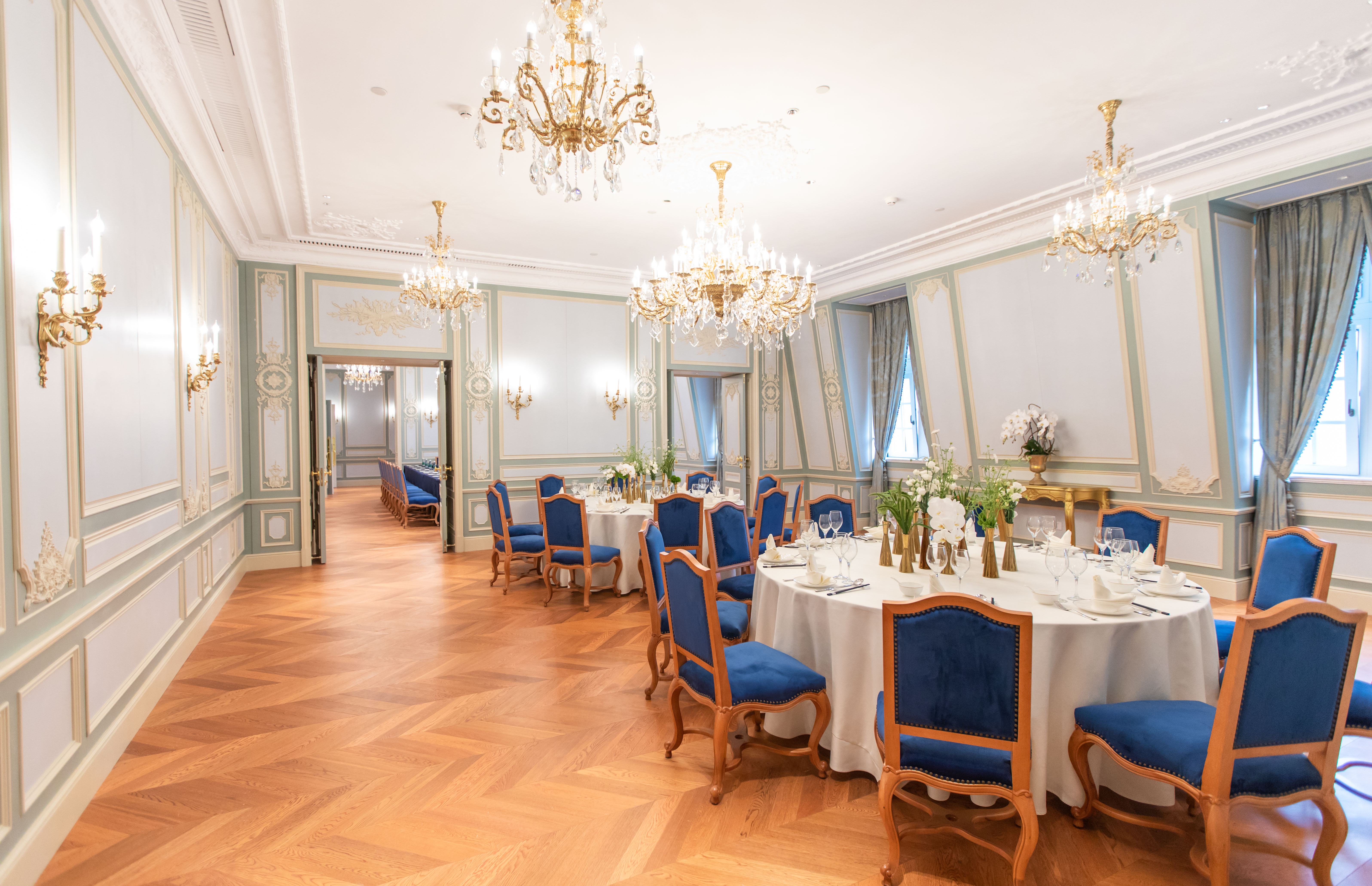 路易卡迪海港城,路易城堡完整版