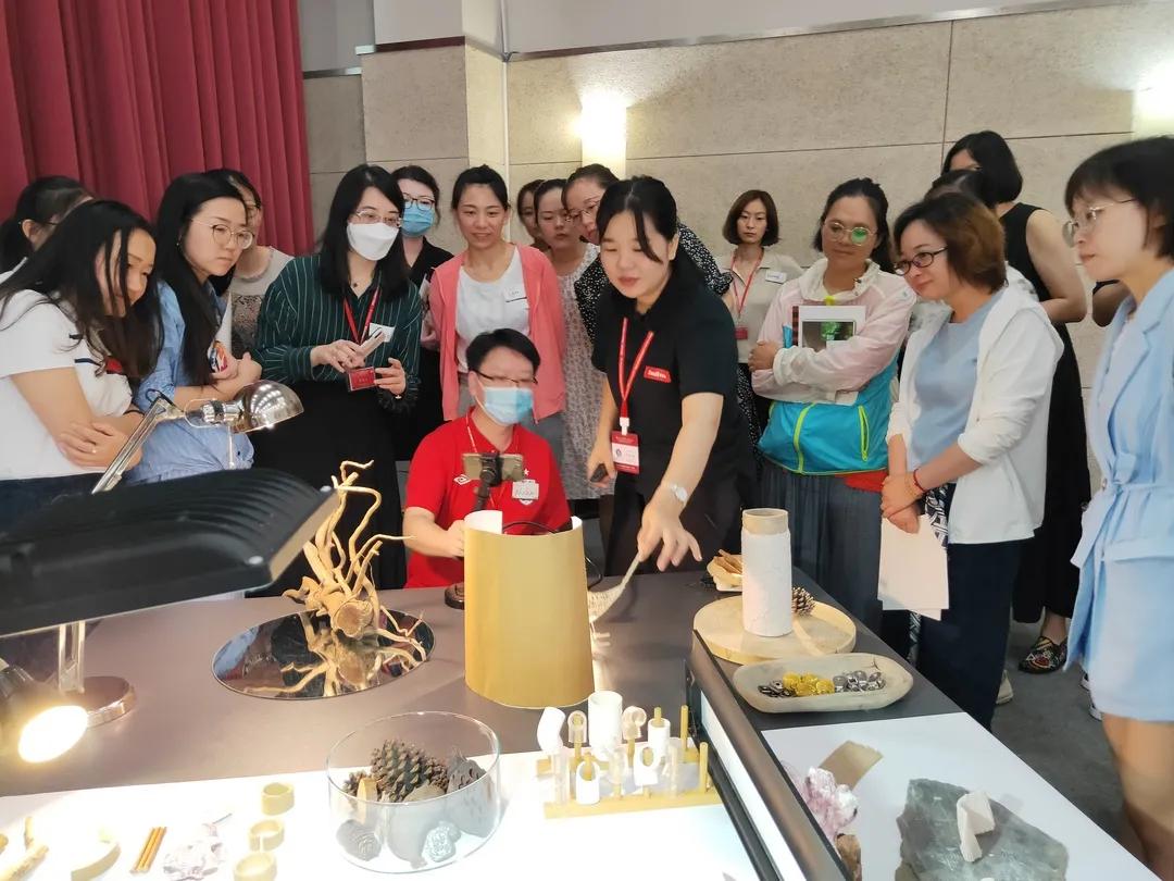 伊顿教育培训中心,伊顿少儿教育