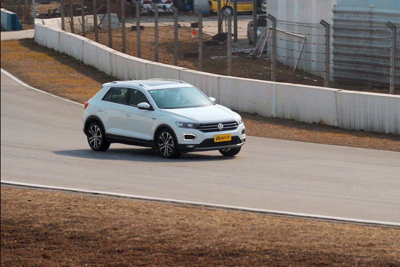 一汽大众探歌suv,大众suv探歌低配落地多少钱