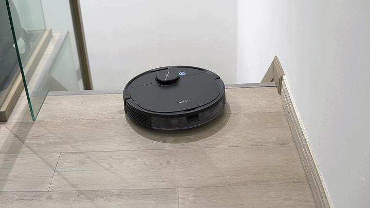 能扫能拖还能除菌？科沃斯地宝DEEBOTN8PRO评测