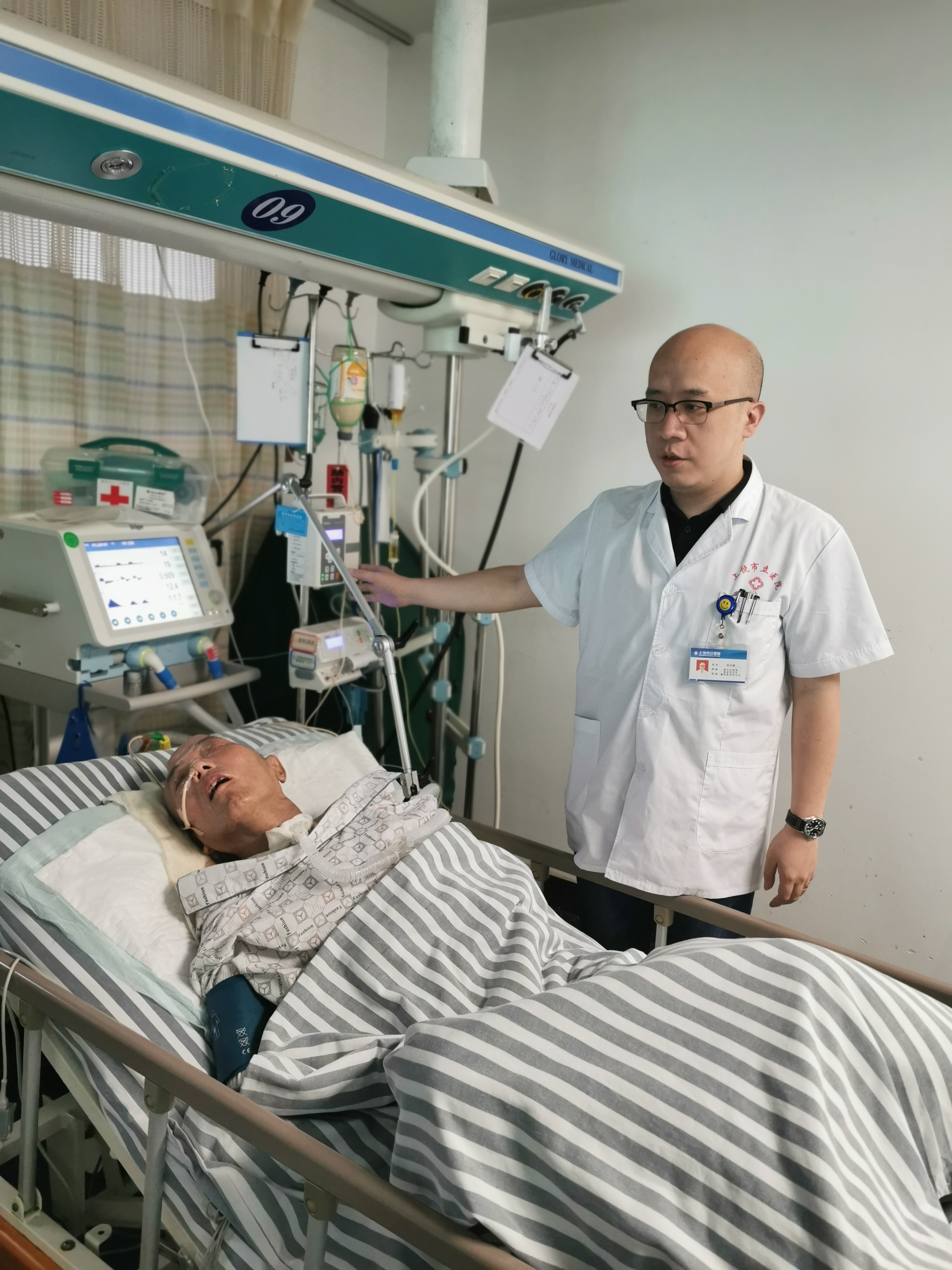 市立医院：用专业和大爱点亮生命之灯