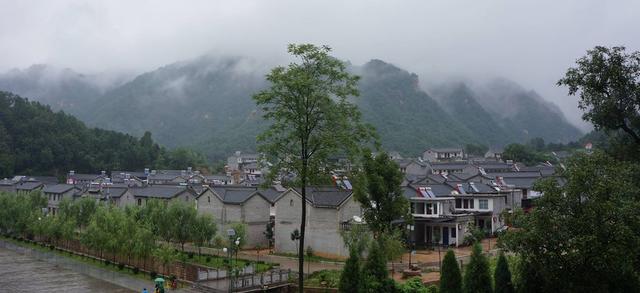 西泰山是什么样的,西泰山为啥叫西泰山