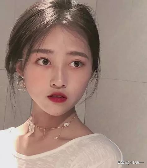 显白口红520女神,大牌今年流行的口红色系