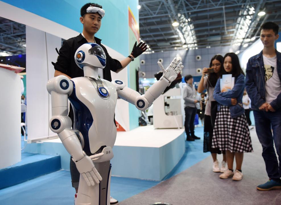 名校毕业年薪有百万,揭秘名牌大学生毕业五年真实工资