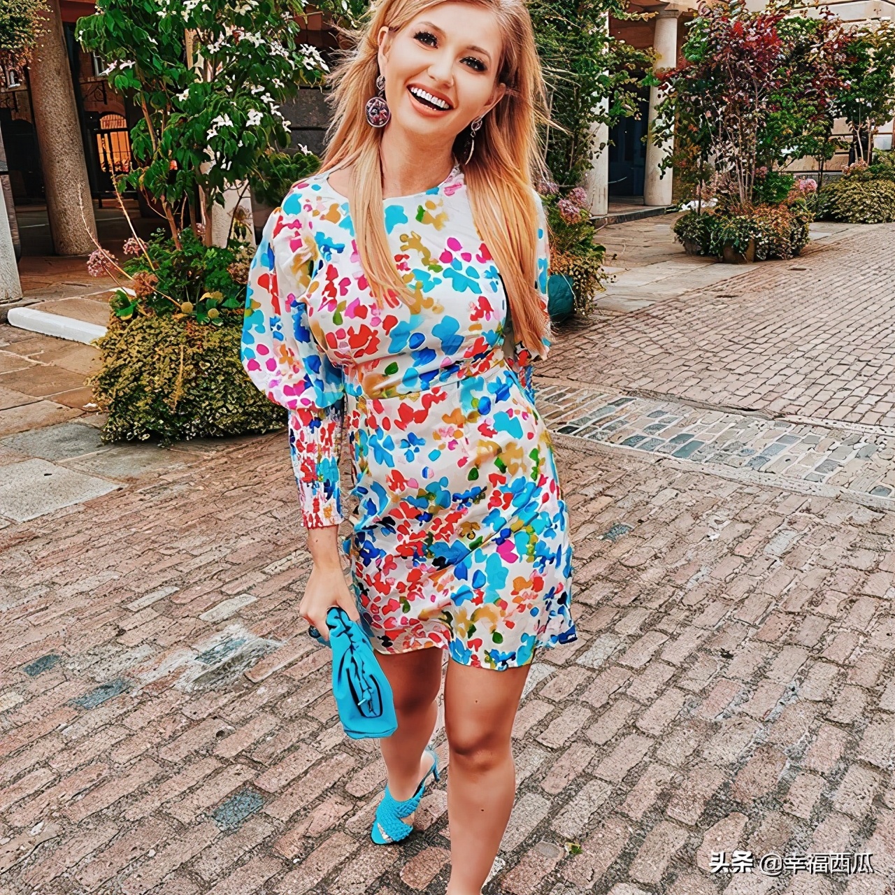 艾米·哈特反馈粉丝质疑脸整容