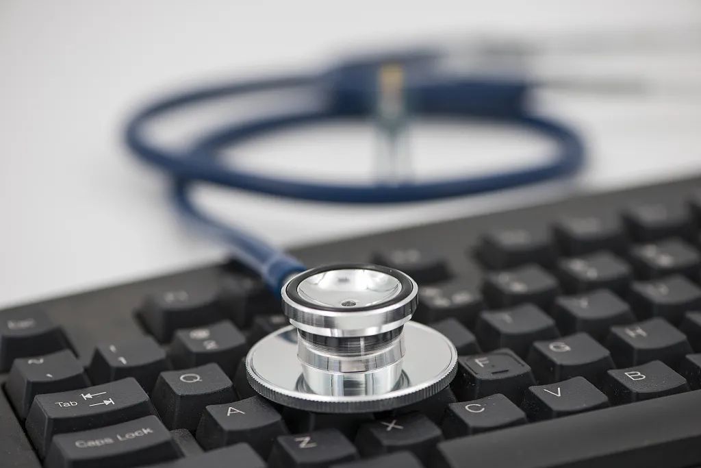 暴雨之后,断药的24小时