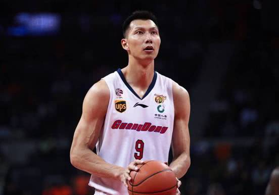 易建联最近新消息视频,易建联最近的视频