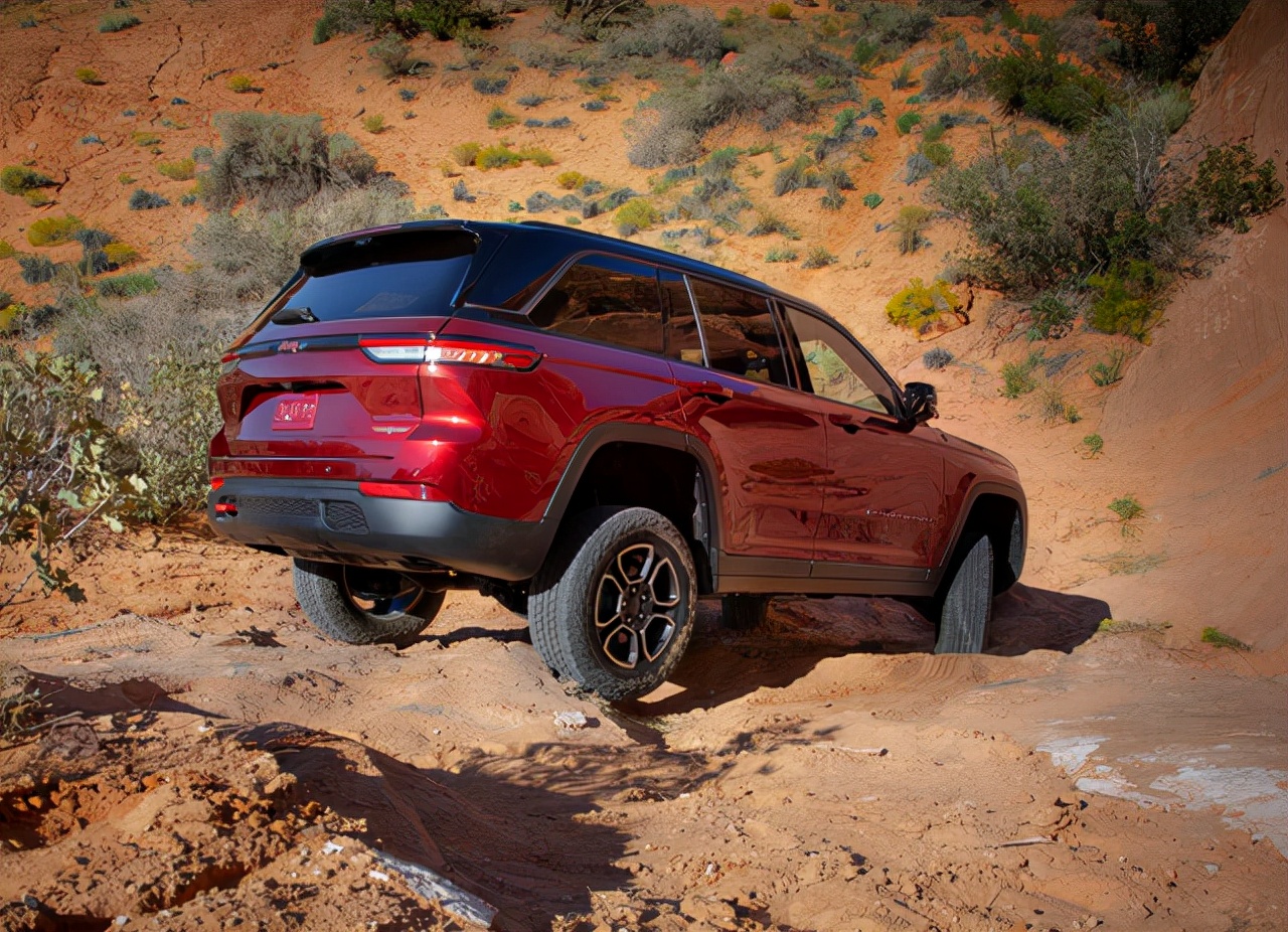 吉普大切诺基五座最新款图,全新吉普大切诺基2021