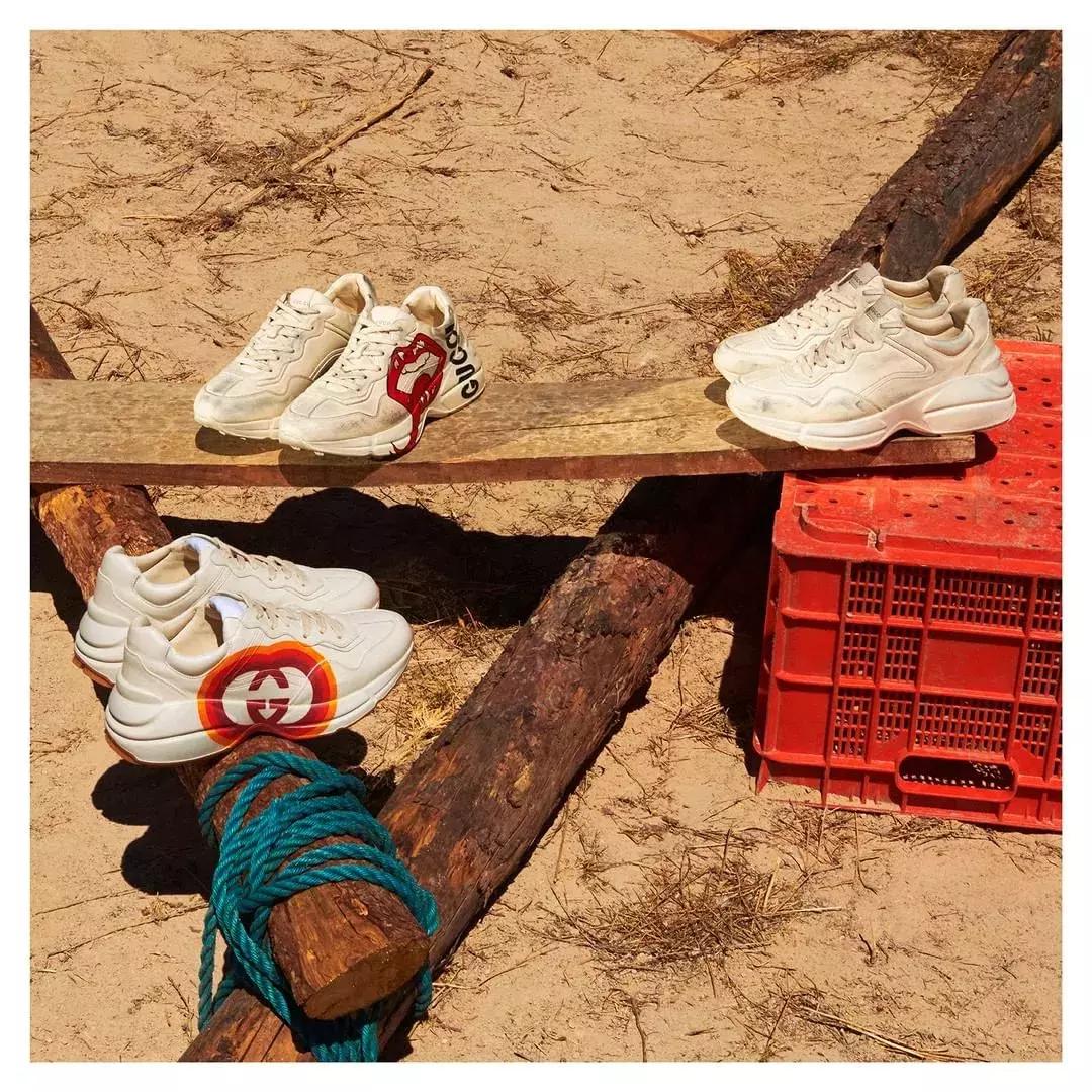 厚底小白鞋过时了吗,小白鞋永久不过时