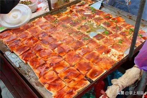 广西桂林阳朔西街小吃天下第一饼,阳朔西街有名小吃