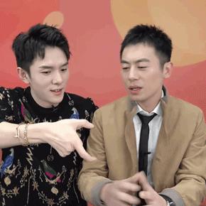 李佳琦其实一直在种草珠宝，你们有发现吗？