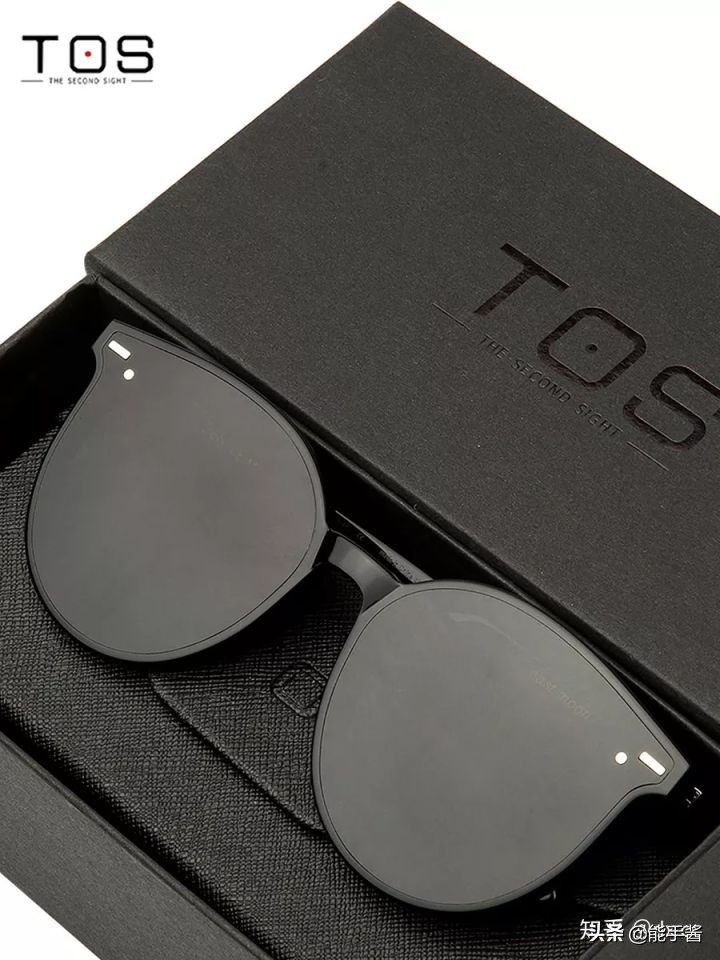 夏季穿搭配饰男生,男生配饰搭配技巧高级感