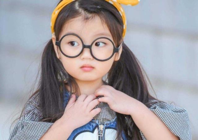 怎么从小培养孩子进入明星娱乐圈,普通家庭的孩子如何出道