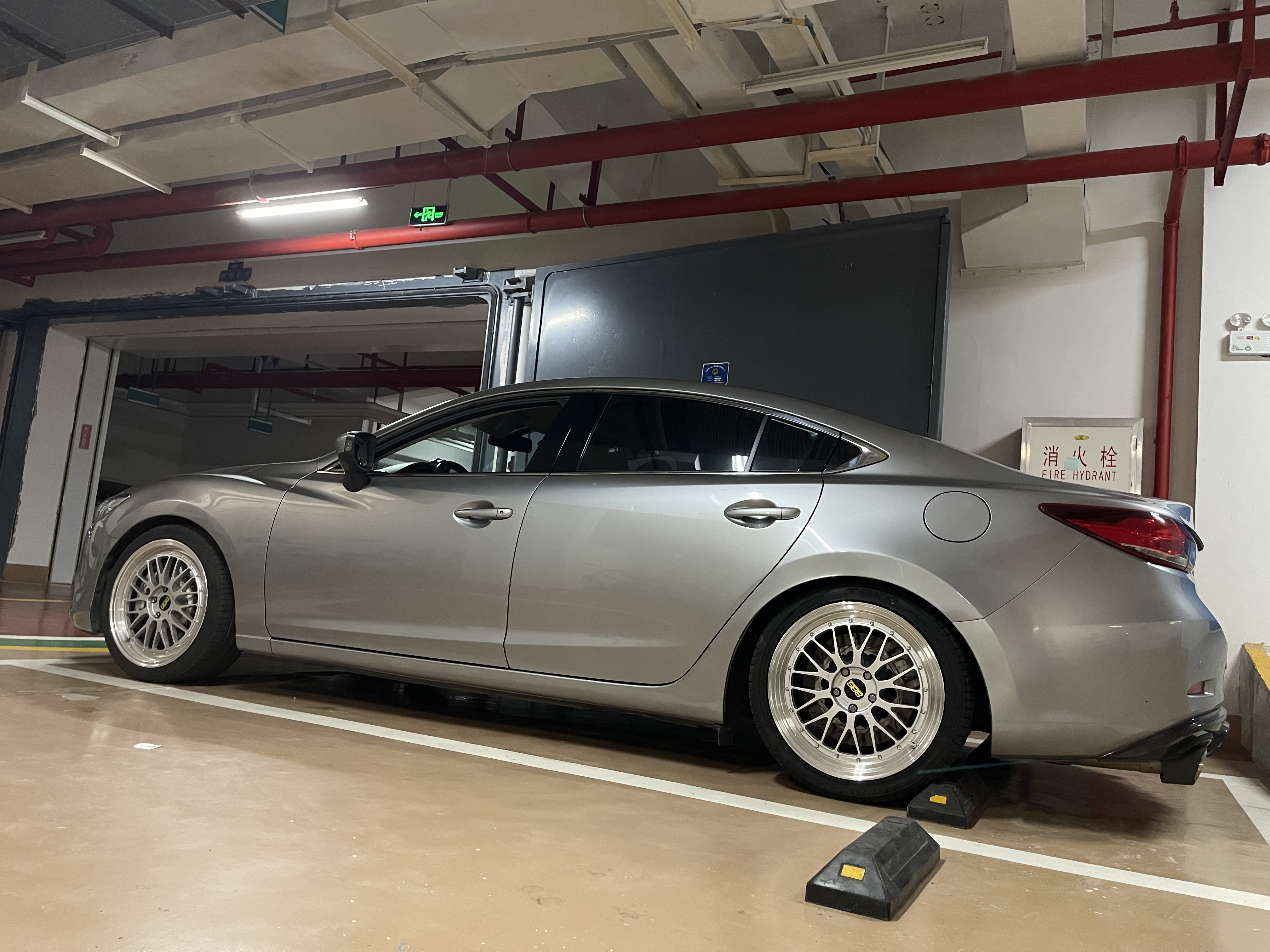 低调外观豪华内饰改装车,改装低调