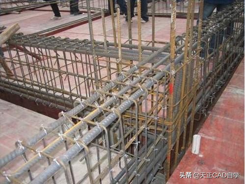 怎么看懂一层梁平法施工图,如何看拉梁平法施工图