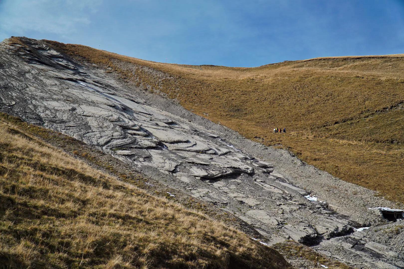 瑞士少女峰旅游详细攻略,四姑娘山徒步路线免费推荐