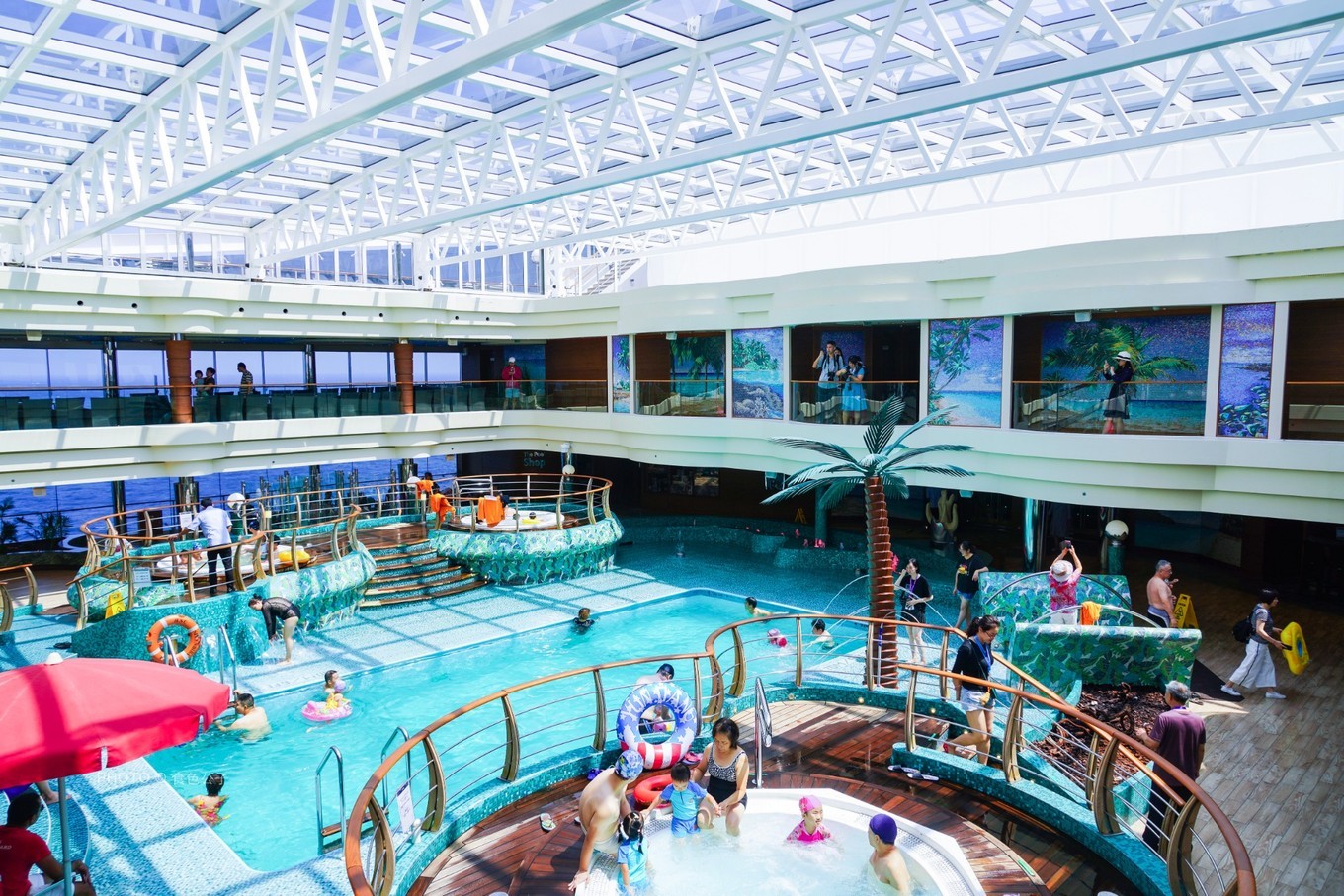 海上养猪场邮轮,海洋光谱号邮轮海上养猪场