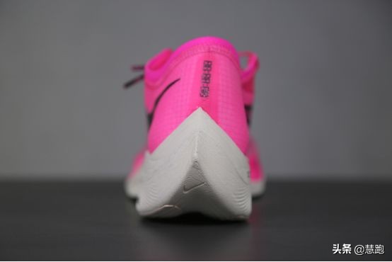 跑马季,跑全马的耐克碳板跑鞋推荐