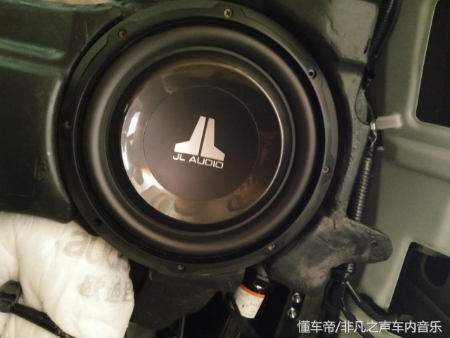 非凡汽车音响隔音改装,佛山至上改装普拉多音响