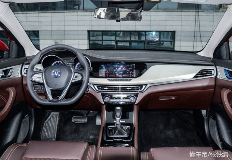 长安最美四门轿车,长安逸动最美两厢车