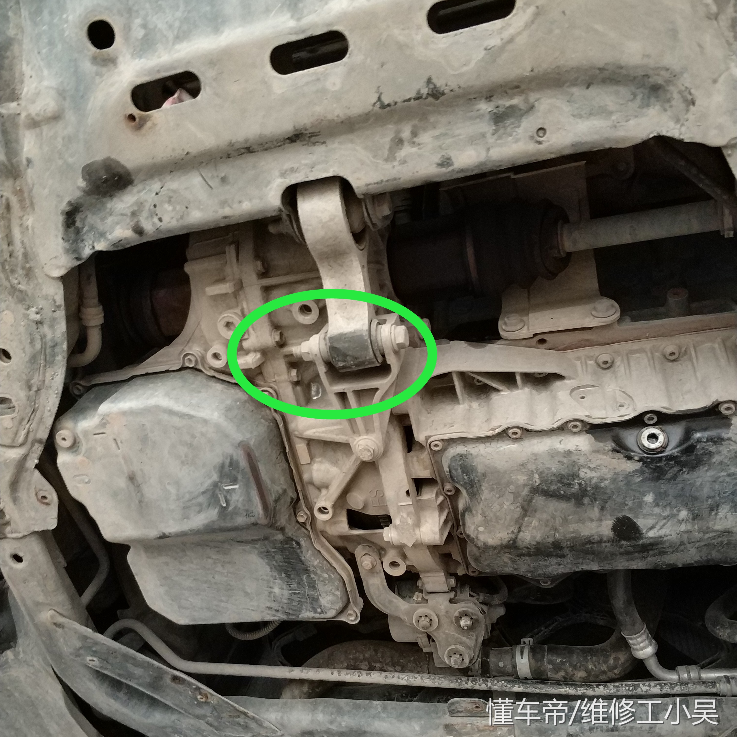 奔腾b50冷车启动后有哒哒的声音,奔腾b50发动机声音大怎么回事