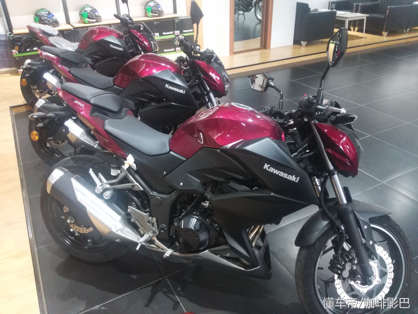 川崎z250适合新手吗,新手适合川崎街车z400吗