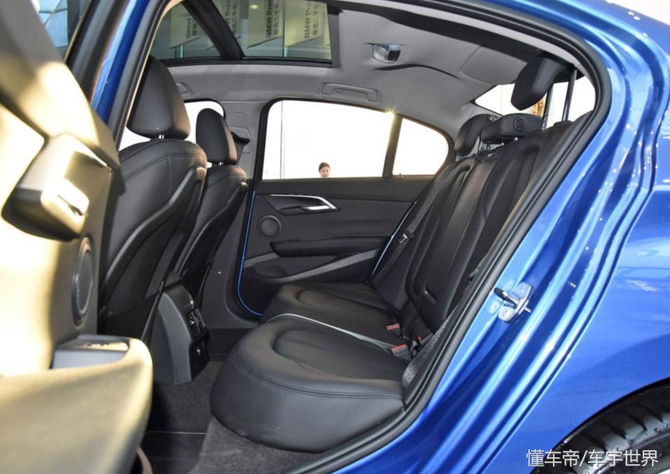 18年宝马1系加倒车影像,宝马1系有没有标配倒车影像