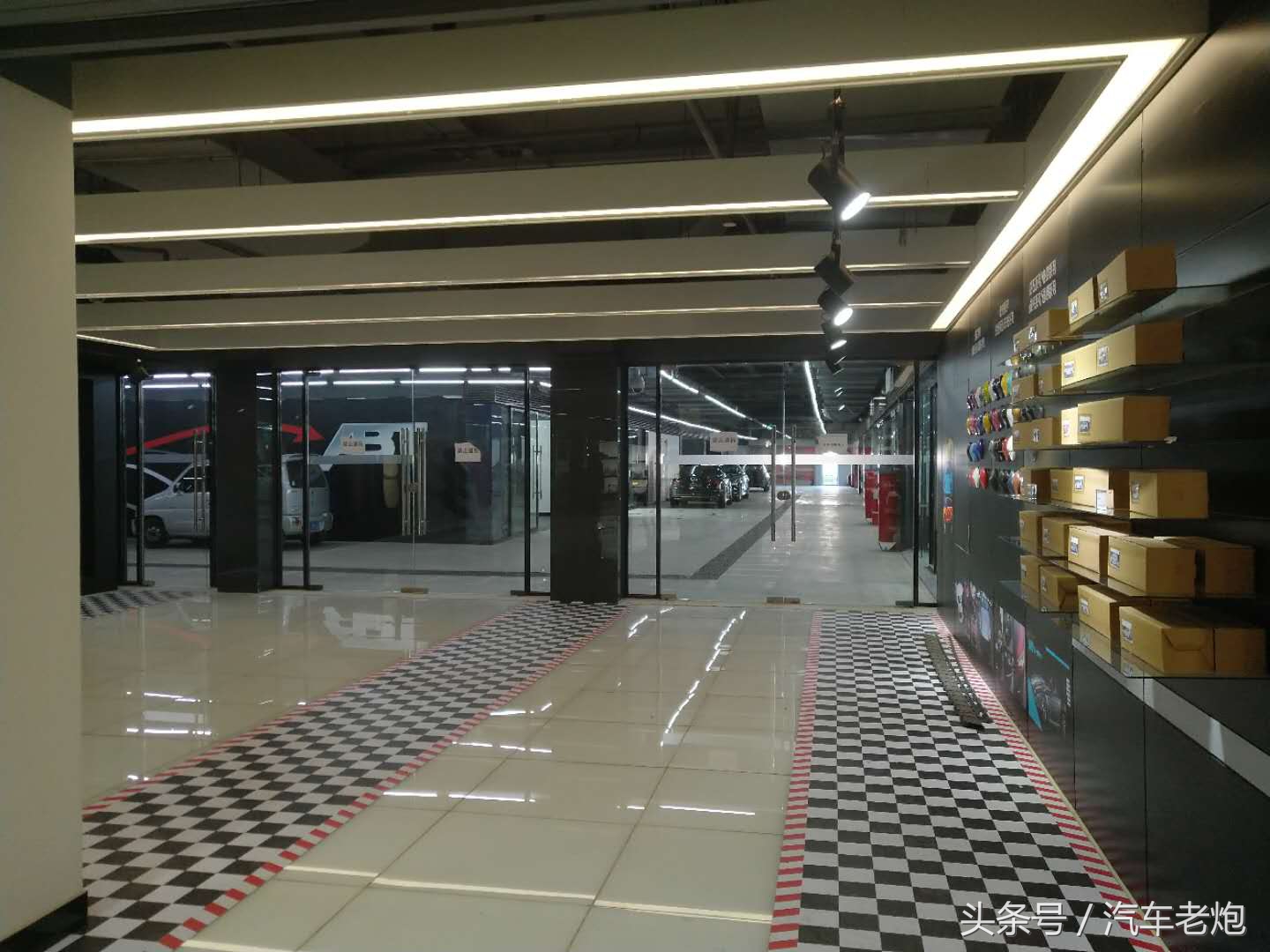 和想象的不一样,聊聊现在的奥迪汽车4s店