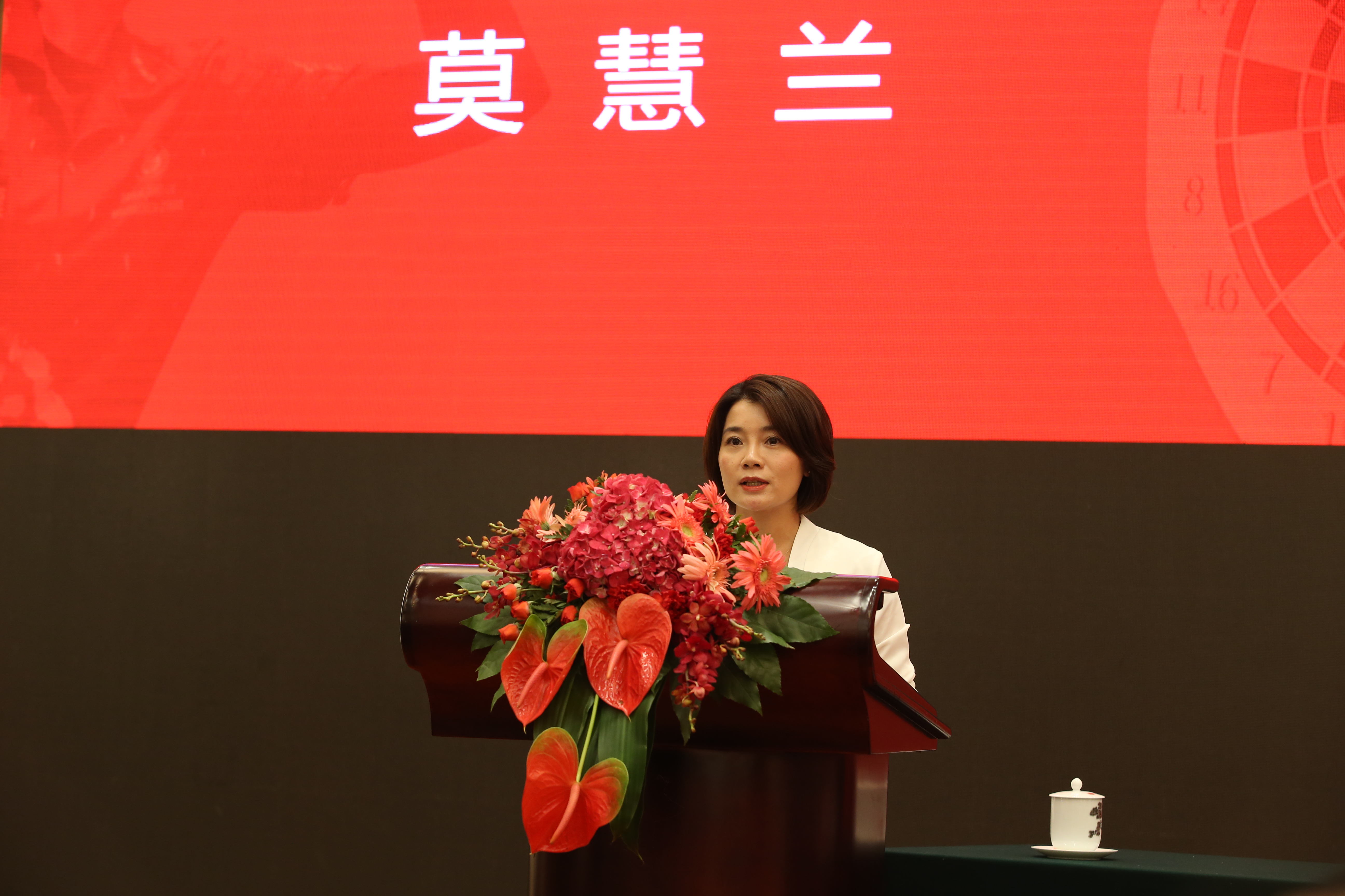 亚特兰大奥运会女子体操莫慧兰,体操莫慧兰比赛照片