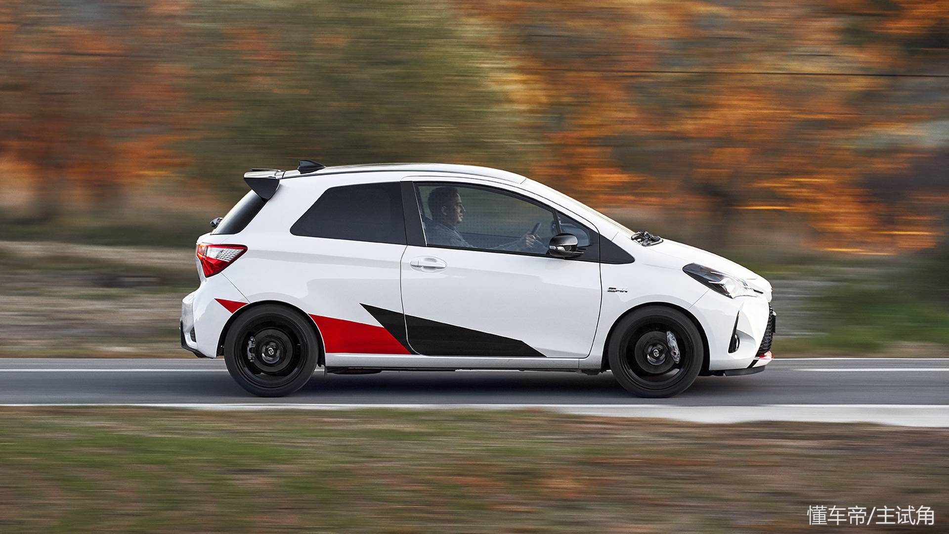 雅力士最新款,雅力士平行进口车