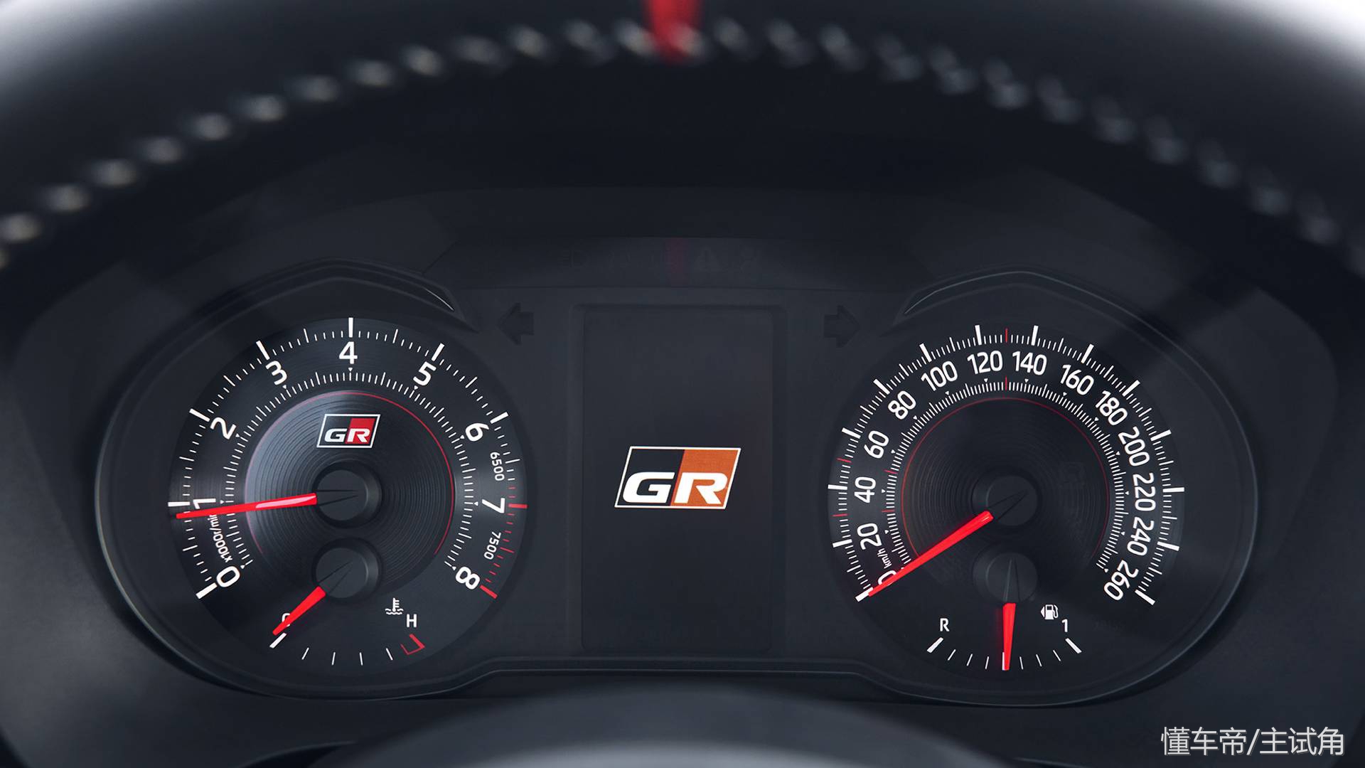 雅力士最新款,雅力士平行进口车