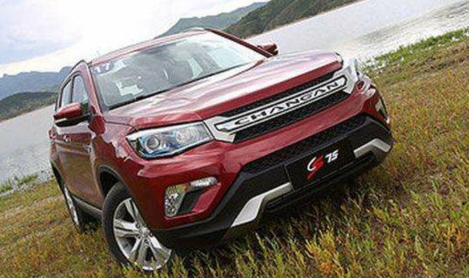 长安欧尚x7plus和宝骏530哪个更好,宝骏和长安哪个发动机好些