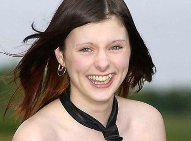 女子中奖1000万分半年挥霍一空,女子中奖1500万低调生活18年