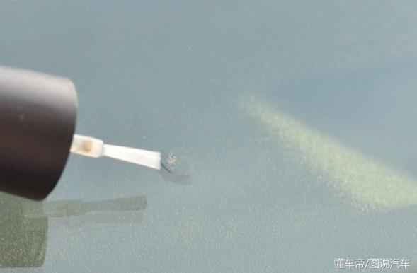 挡风玻璃裂纹最佳处理方法,挡风玻璃裂纹修复了还有裂纹