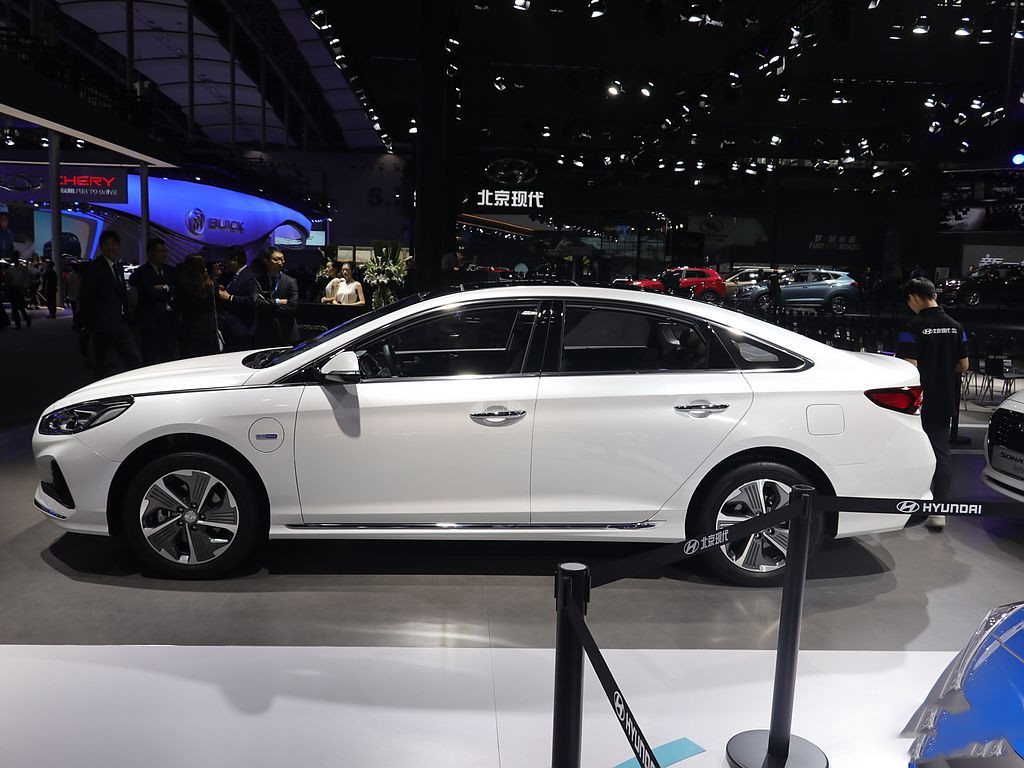 索九买混动还是2.0,索九混动