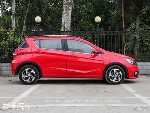 e2适合女生代步通勤小型车推荐,经济实用小型车推荐