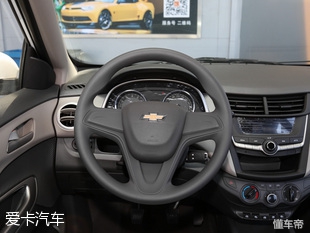 e2适合女生代步通勤小型车推荐,经济实用小型车推荐