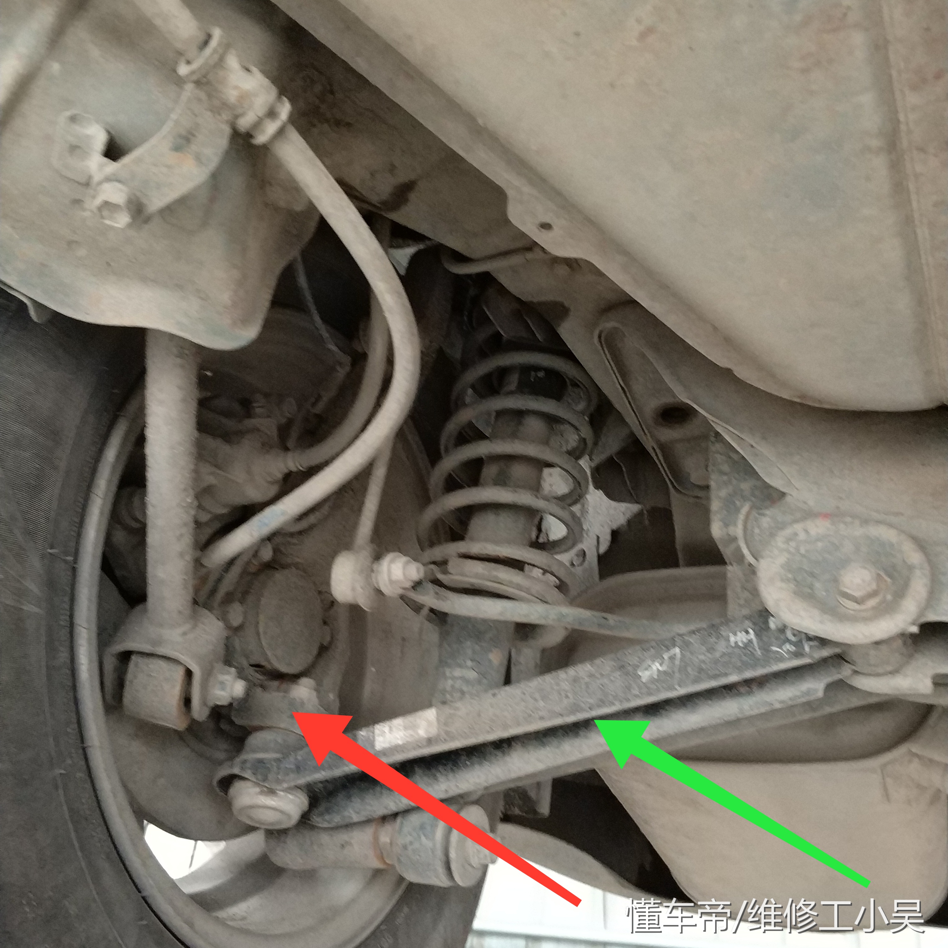 老款现代索纳塔高速过坑车尾摆动,06款索纳塔过坑车身晃动